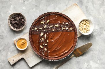 Chocolate & Peanut Butter Tart by Luce Hosier 2