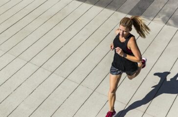 Five essential tips to help you reach your running goals (1)
