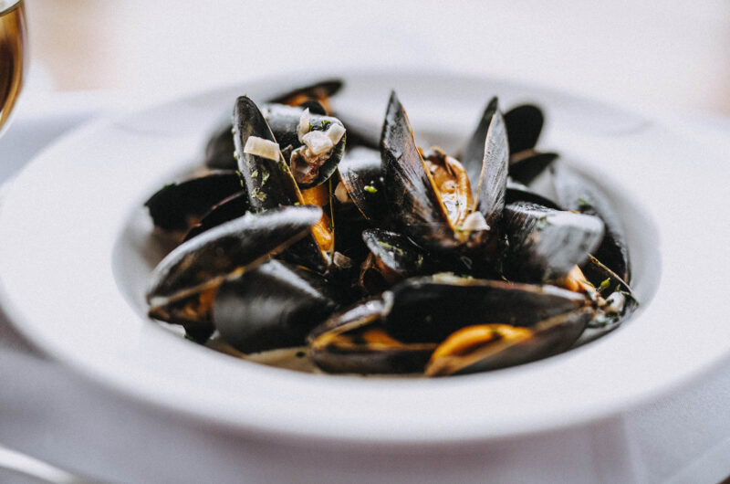 RECIPE: Good Friday Feasts! Mussels with Burrow hill cider and bacon