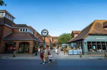 The Furlong Shopping CentreEntrance