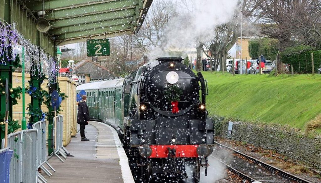 Polar Express Swanage Swanage Railway Dorset 2023 ANDREW PM WRIGHT (14)